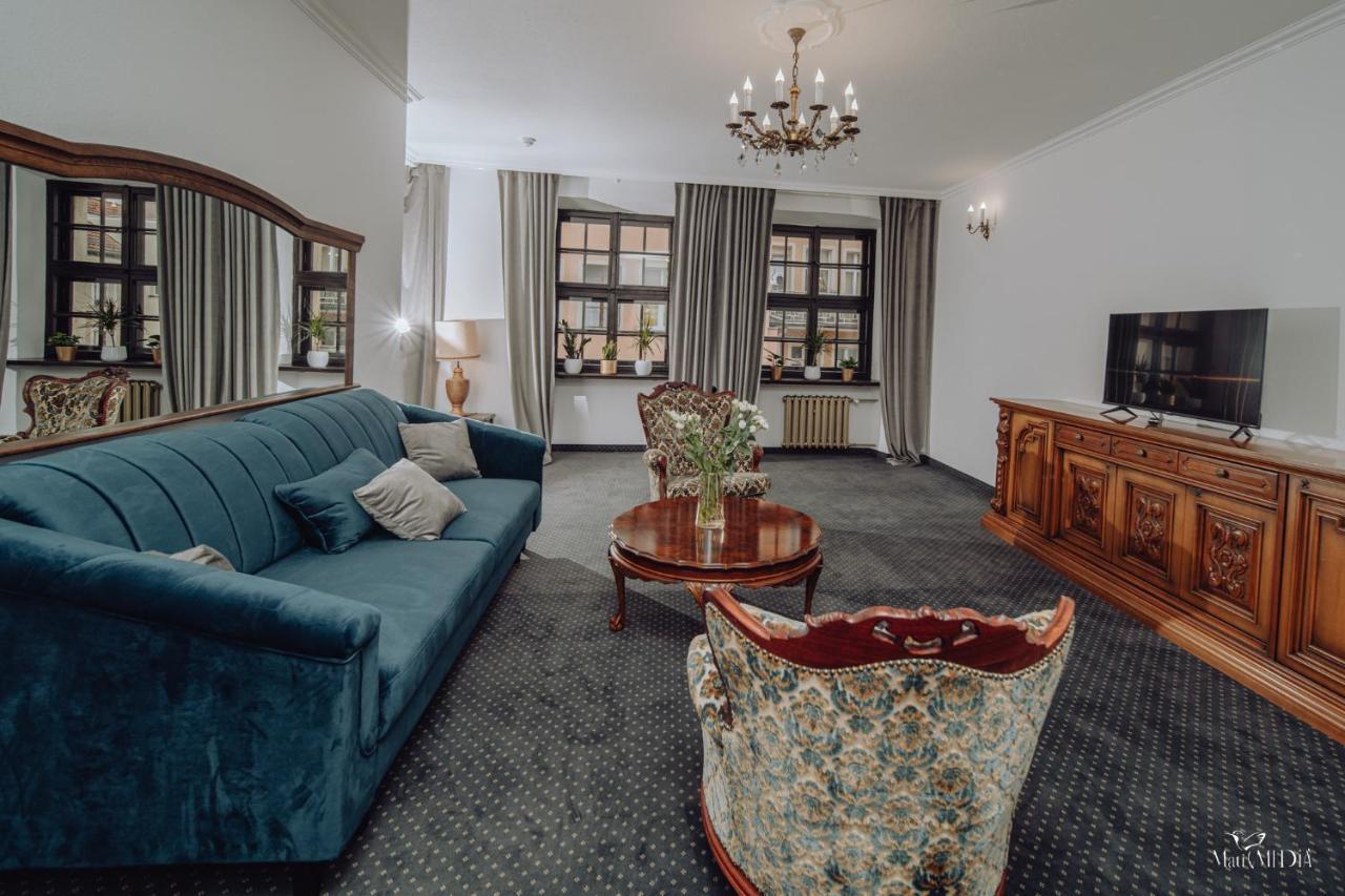 Apartamenty Lokalna Еленя-Гура Экстерьер фото