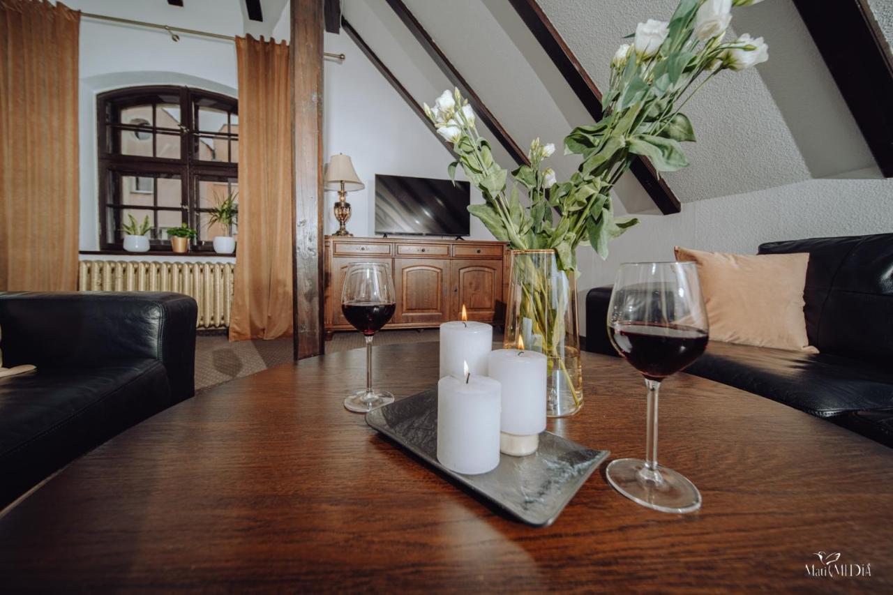 Apartamenty Lokalna Еленя-Гура Экстерьер фото