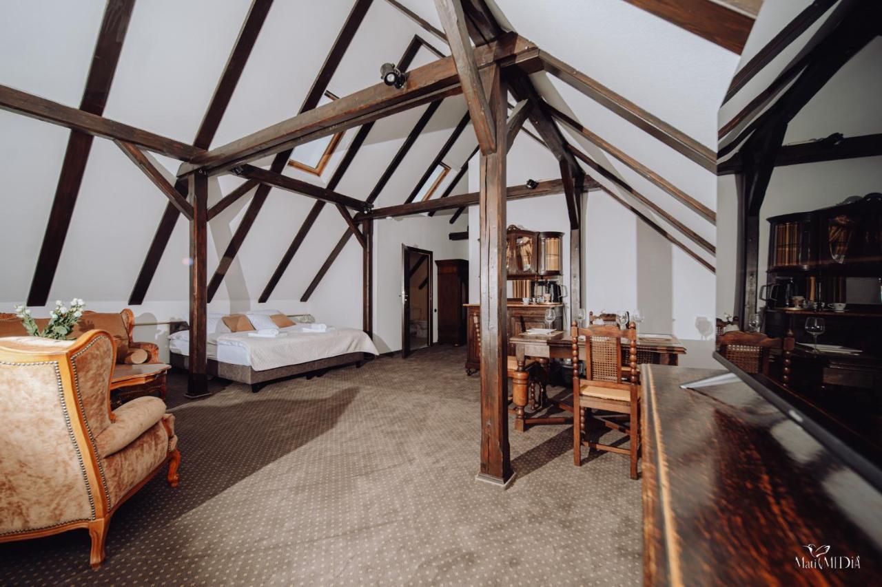 Apartamenty Lokalna Еленя-Гура Экстерьер фото