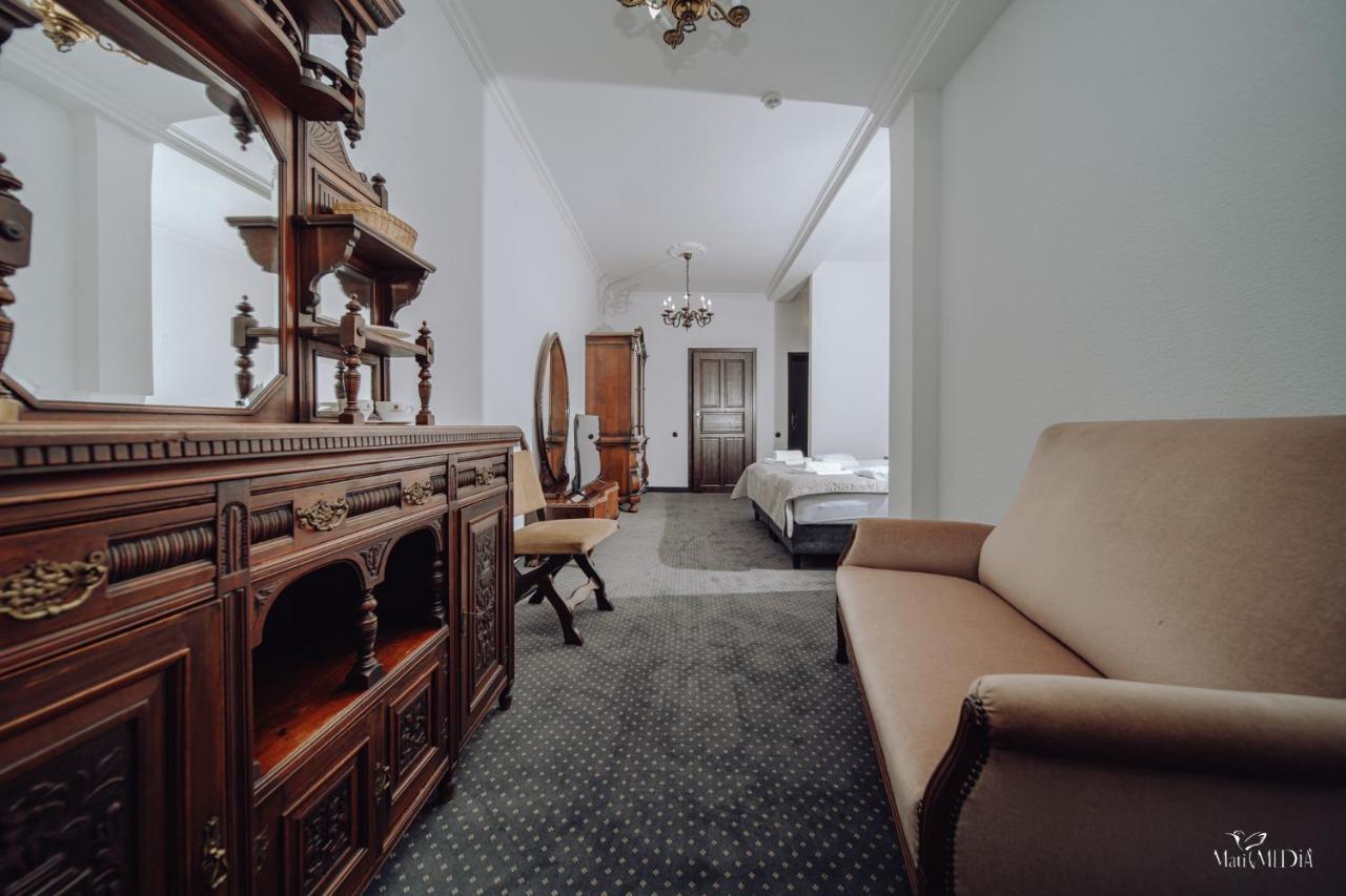 Apartamenty Lokalna Еленя-Гура Экстерьер фото